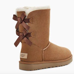 Bailey Bow Uggs